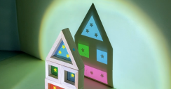 어둠 속의 빛 놀이, 레인보우 블록