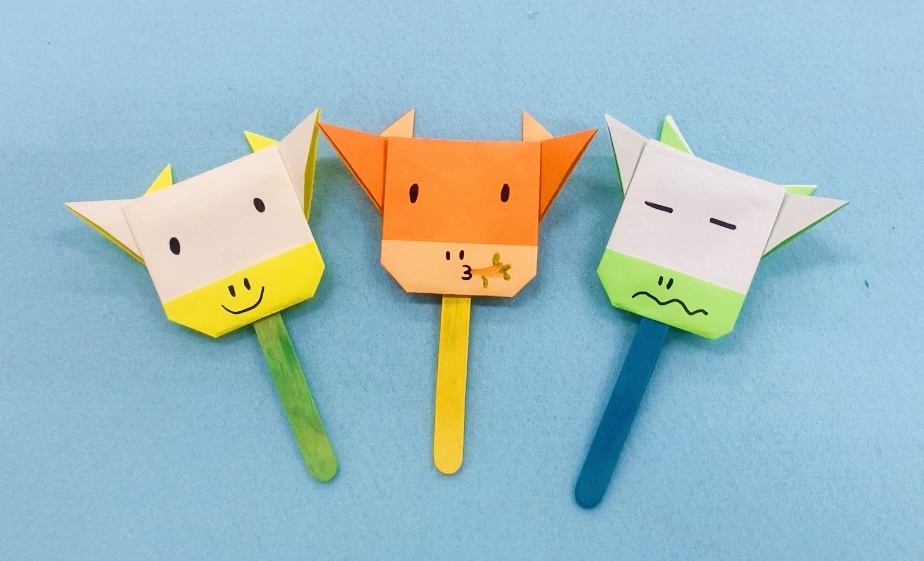 신축년 책갈피를 접어보소